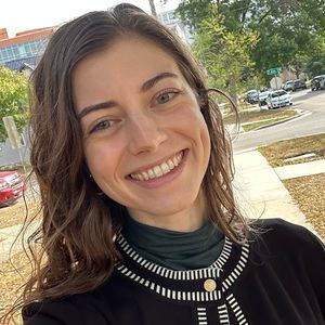 Meet your Posher, Michaela